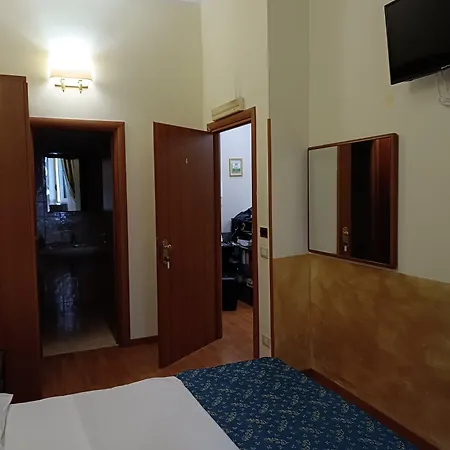 Maison d'hôtes Opera Italian 3*