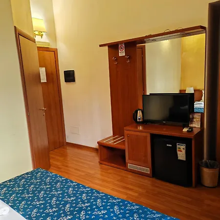 Opera Italian 3*